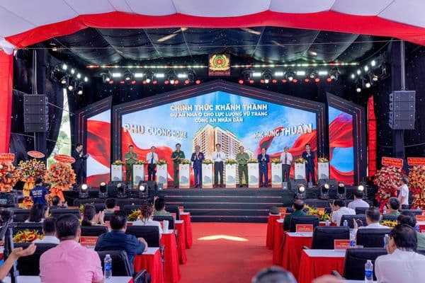 Khánh thành Phú Cường Home Đông Hưng Thuận: Bàn giao 776 ‘điểm tựa bình yên’ cho chiến sĩ Công an nhân dân